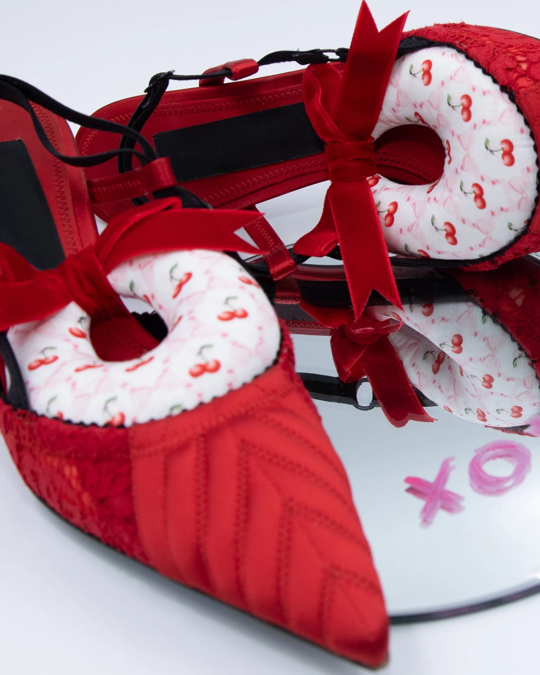 Cherry Kiss Shoe Stuffer Inserts - Image 5