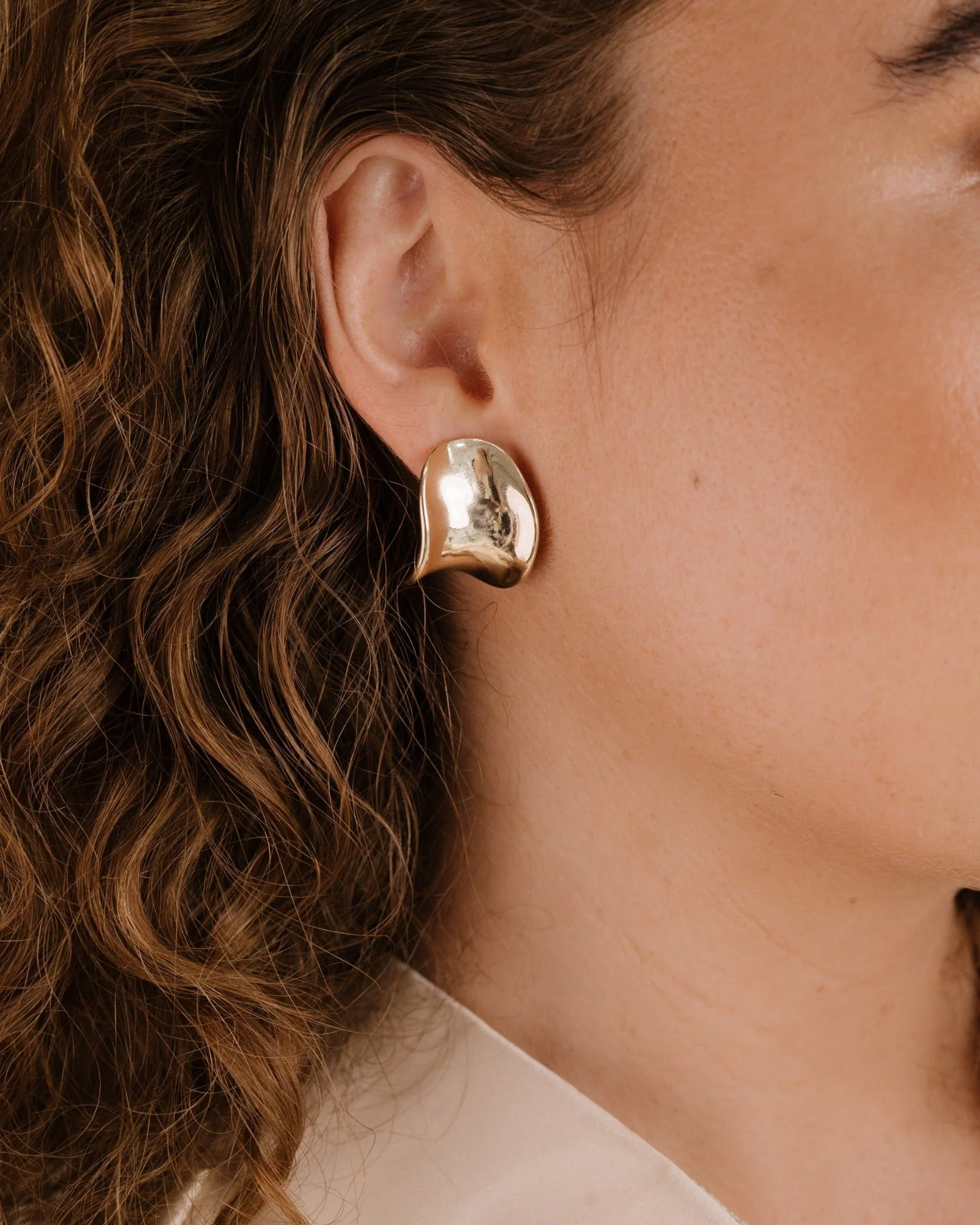 Curved Stud Earrings - Image 2
