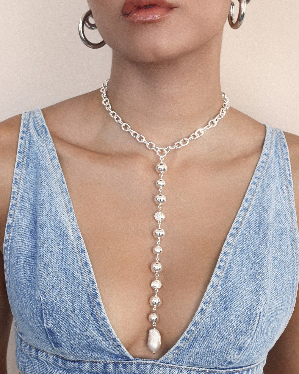 Deep Drop Pearl Lariat Necklace - Image 4