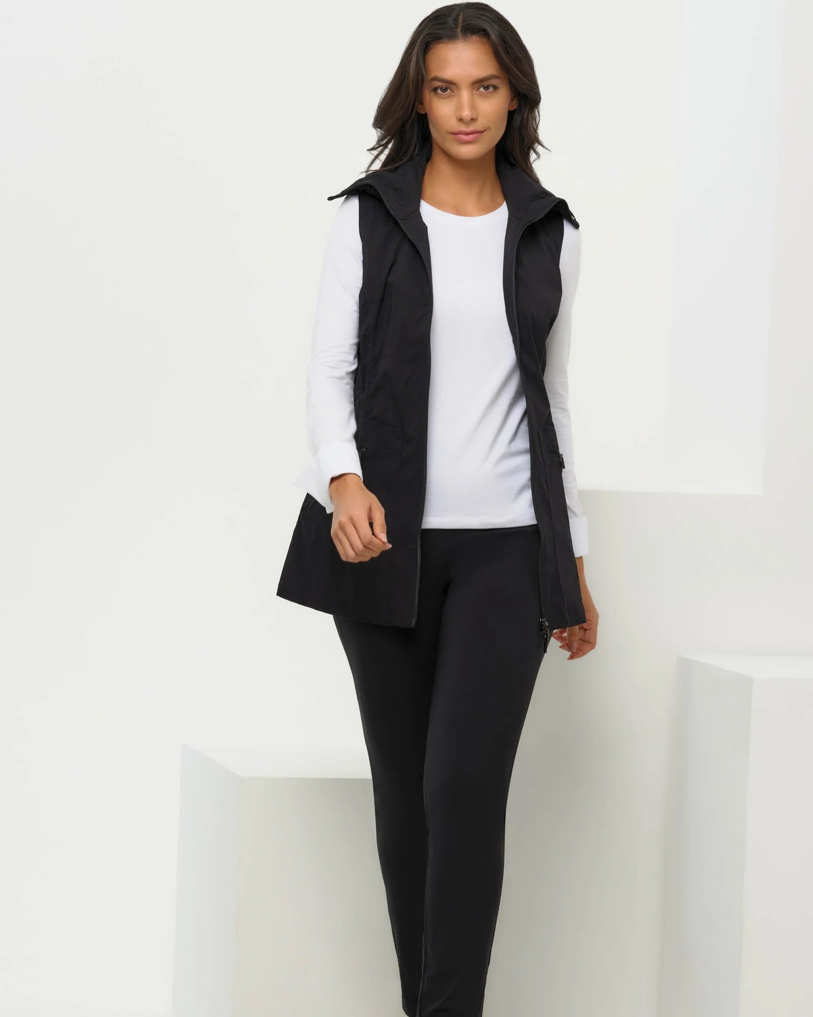 Delaney Travel Vest - Image 13