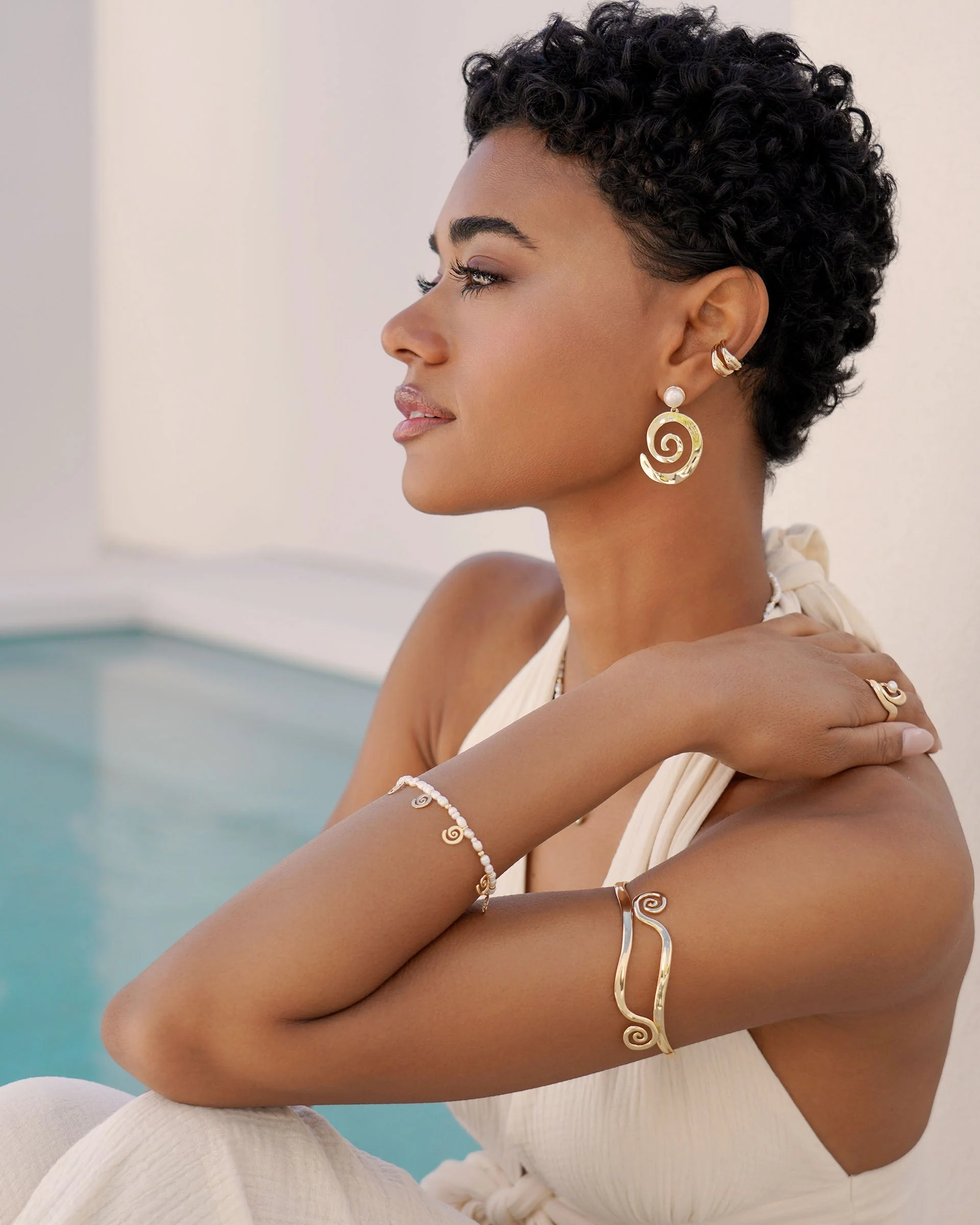 Intertwined Aura Arm Cuff - Image 7