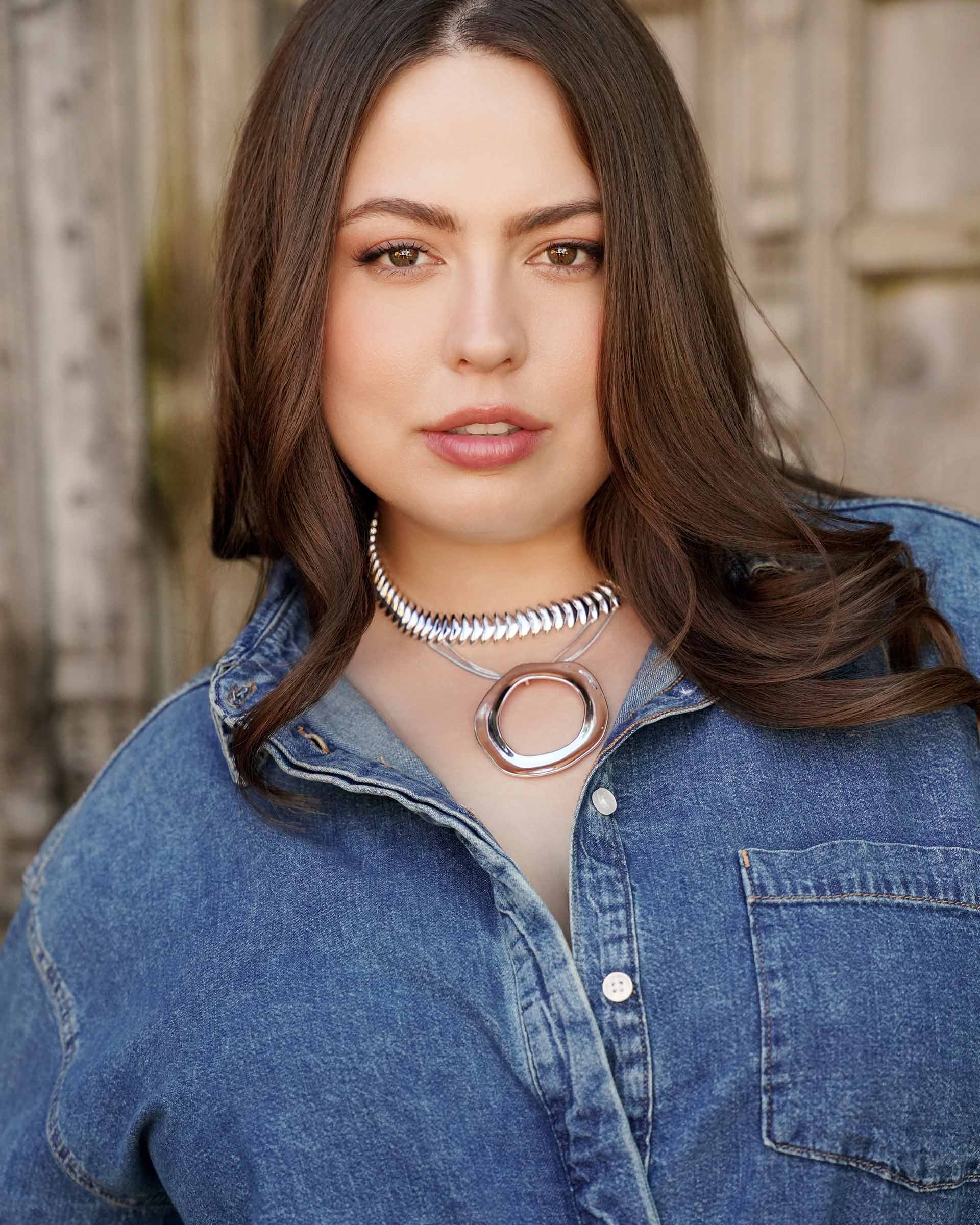 Metal Moderna Necklace - Image 7