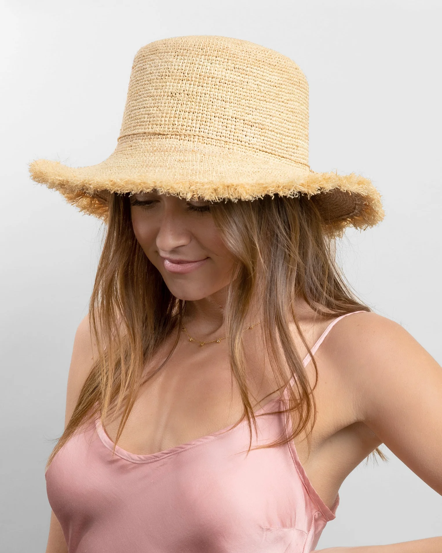 Packable Raffia Bucket Hat - Image 3