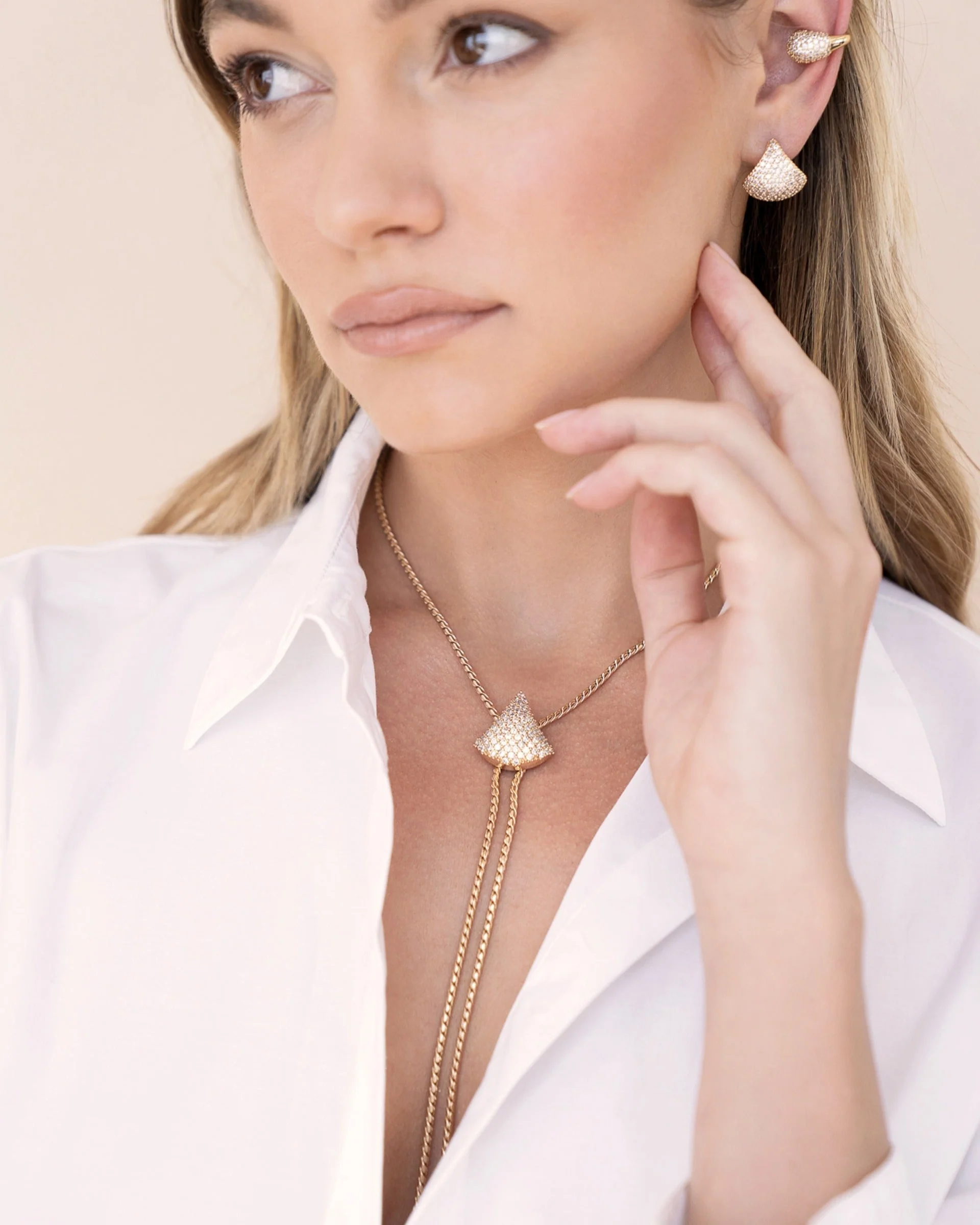 Pavé Shine Bolo Necklace - Image 4