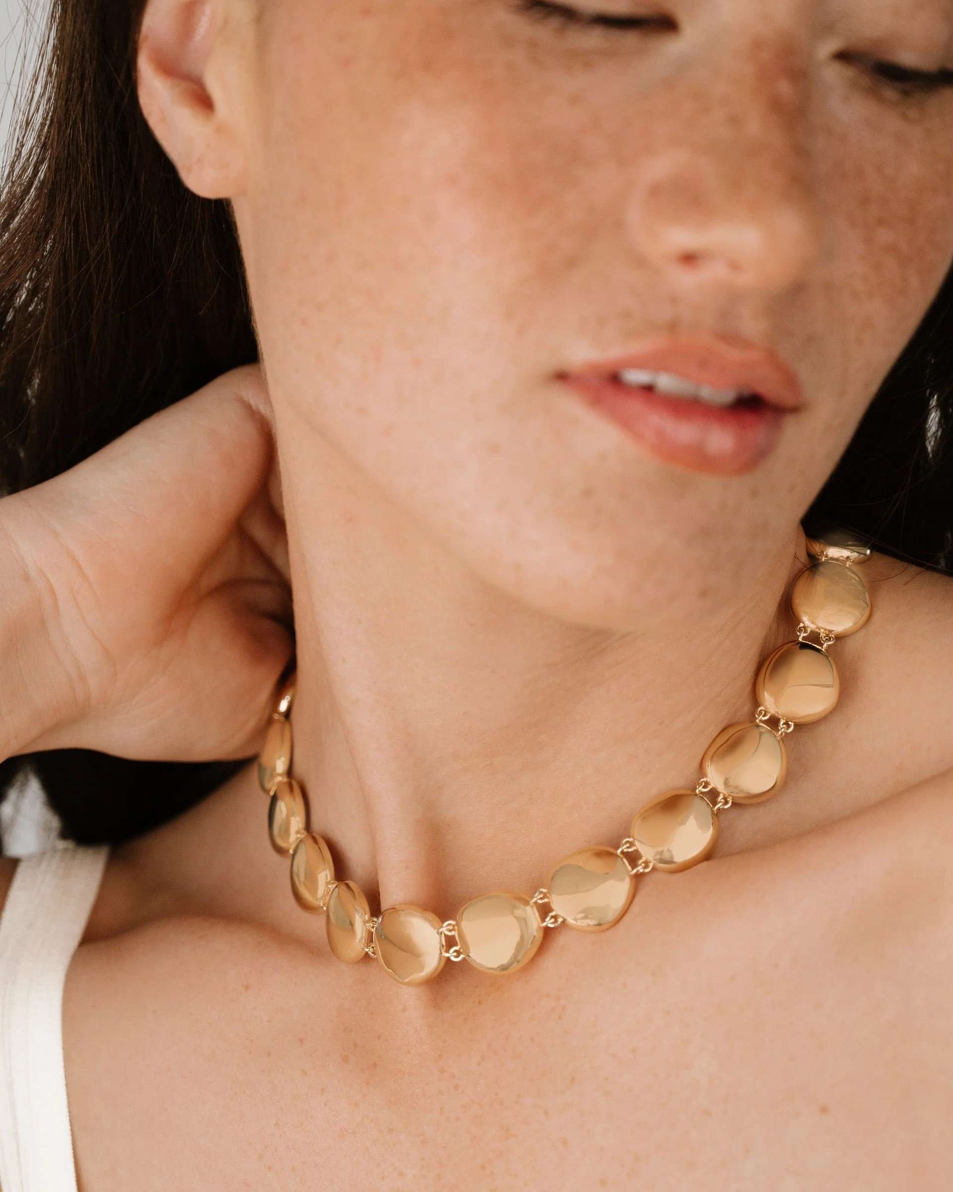 Polished Pebble Choker Necklace - Image 3