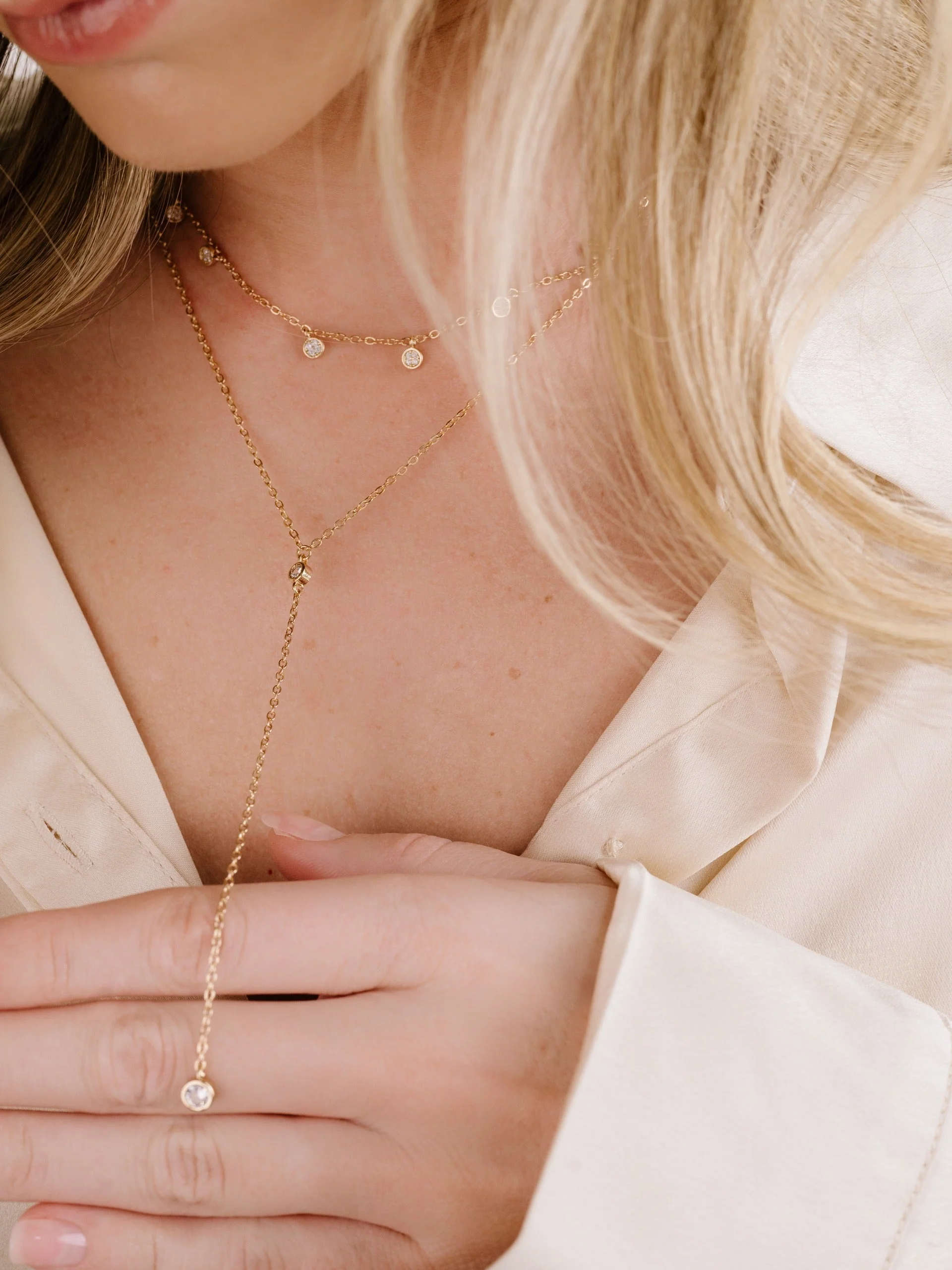 Simplistic Crystal Lariat Necklace Set - Image 2