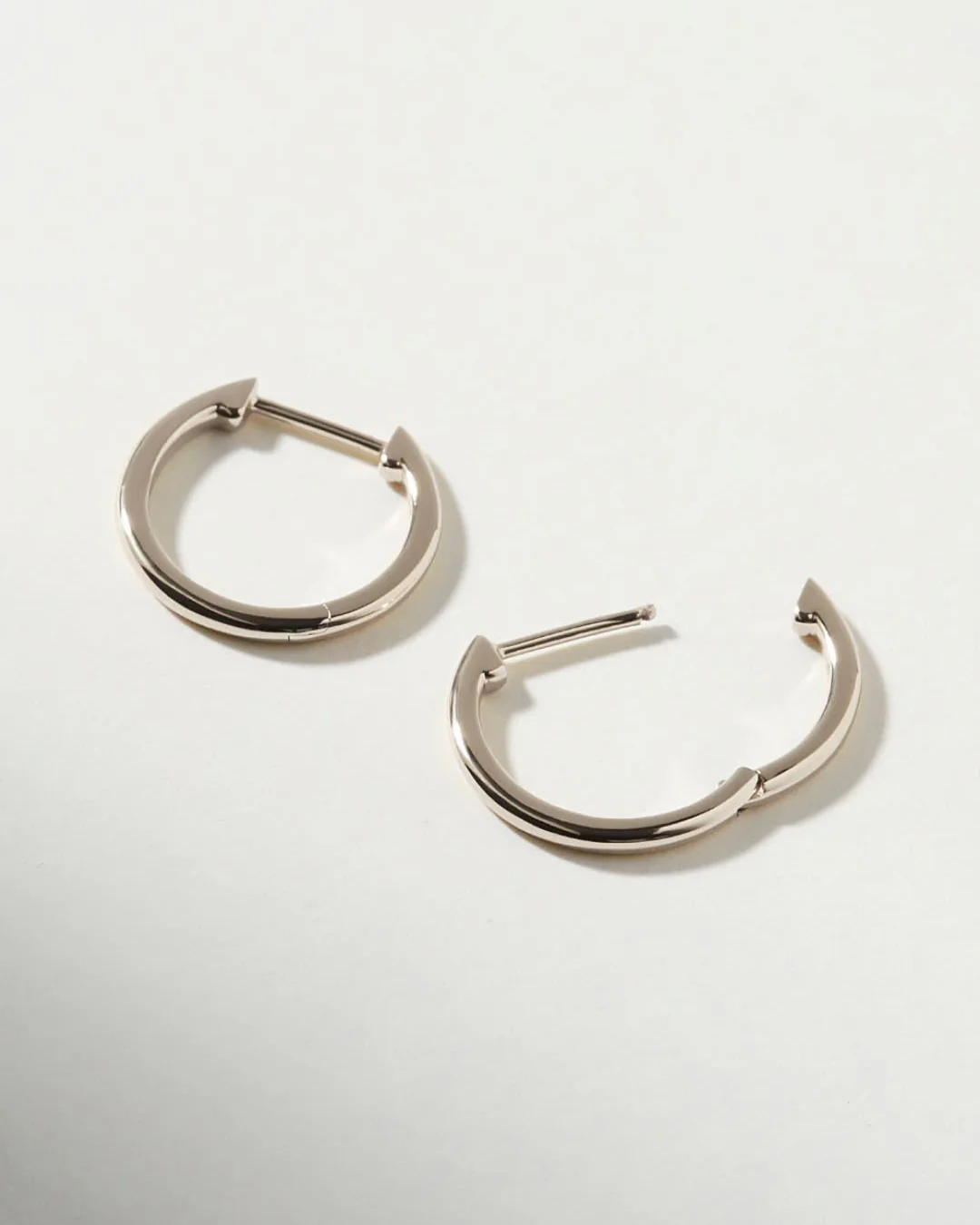Small Slim Endless Hoops - Lo Small Silver - Image 7